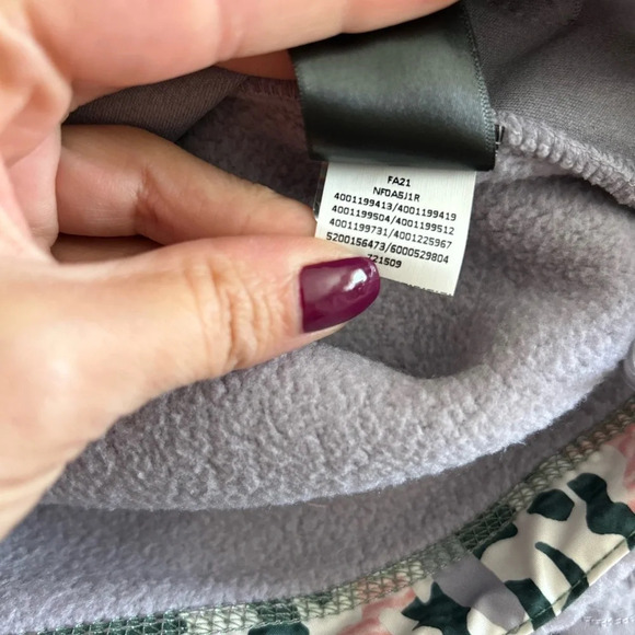 THE NORTH FACE CRAGMONT 1/4 SNAP FLEECE - WOMENS small lilac camo new with tags - Picture 14 of 15